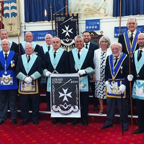 Gerard Lodge 8999 with Mike and Lesley Gagg Sept 2022_edited